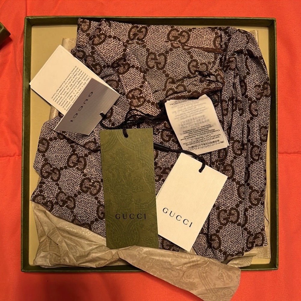 Gucci Beige Patterned Hosiery - Picture 6 of 13